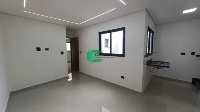 Excelente cobertura ampla e iluminada próximo ao Parque Guaraciaba Claudiomiro Barbeiro