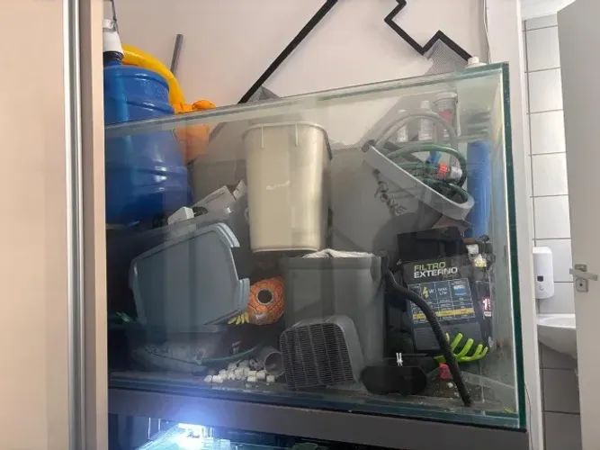 VENDA DE CONJUNTO COMPLETO DE AQUÁRIOS + ACESSORIOS