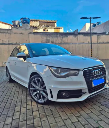 Audi A1 Sportback 1.4 TFSI 185cv 5P S-tronic 2013