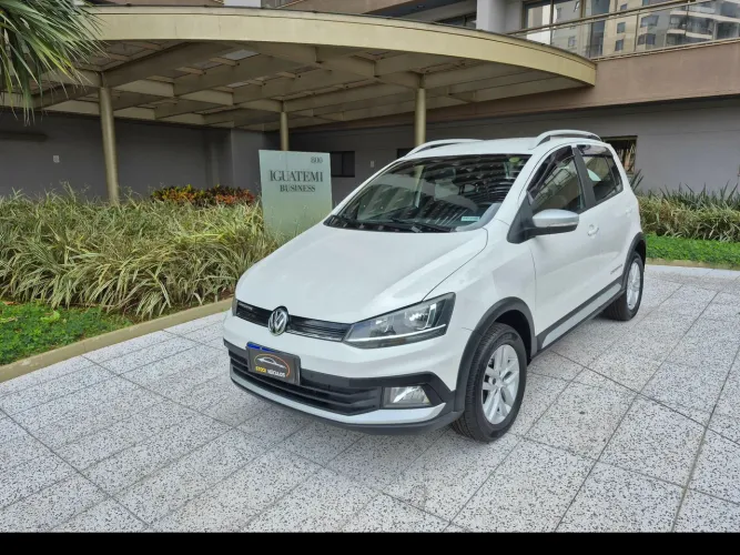 Volkswagen Crossfox 1.6 T. Flex 16V 5P 2015