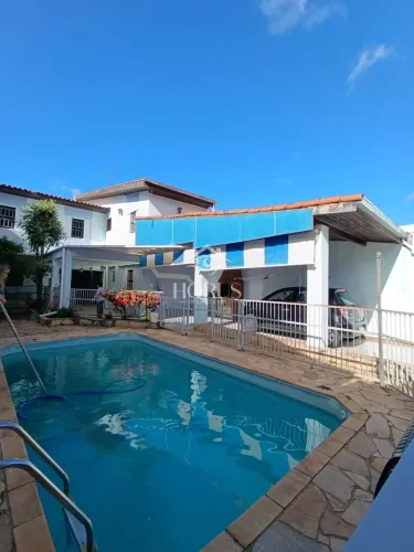 Casa para locação em Sorocaba-SP, Jardim Astro: 3 quartos, 1 suíte, 2 salas, 4 vagas de ga