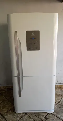 Geladeira Electrolux Inverse DB84