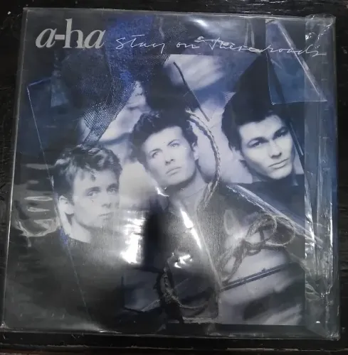 Disco A-ha ?Stay on These Roads?