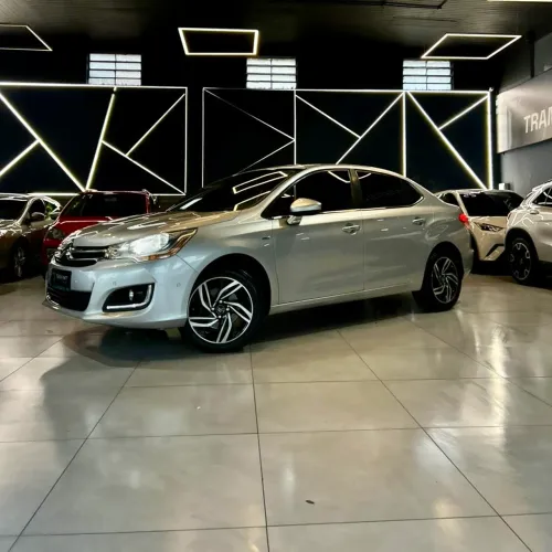 Citroen C4 Lounge Exclusive 1.6 Turbo 4P Aut. 2014