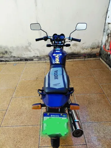 Vende-se Titan 150 2005 KS