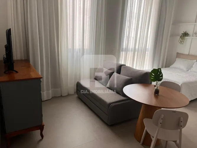 Studio novo semi mobiliado no bairro Pantanal