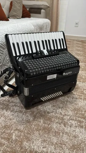Acordeon Dolphin 60 Baixos 34 Teclas 5 Registros Preto 6416