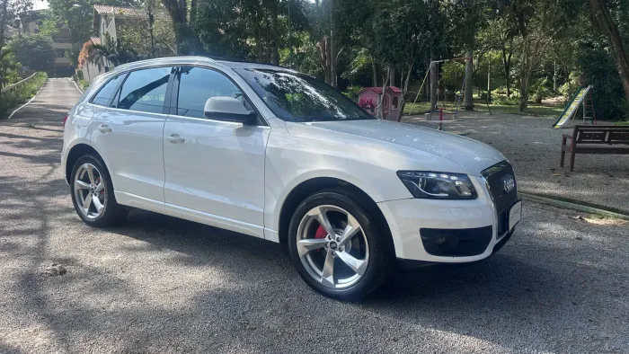 Audi Q5 2.0 16V TFSI Quattro S Tronic 2011