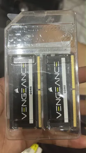 Memória RAM DDR5 2x 16GB para notebook