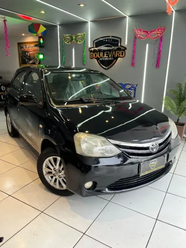 Toyota Etios XLS 1.5 Flex 16V 5P Mec. 2013