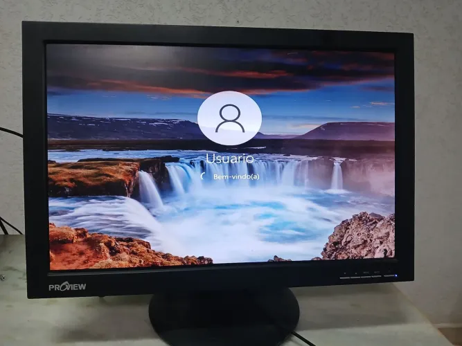 Monitor LCD 19" Widescreen Multimídia - Proview