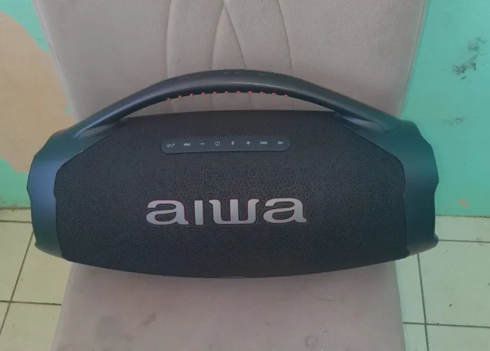 AIWA- excelente para escutar suas músicas. 