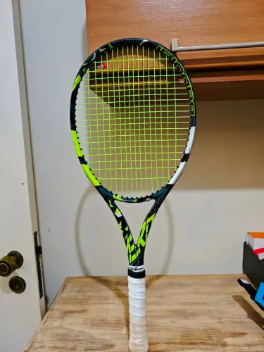 Raquete De Tênis Babolat Pure Aero 100 16x19 L3 ( 2023 )