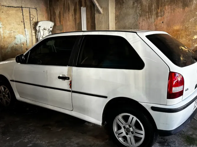 Volkswagen Gol Geração III Plus 1.0 MI 16V Gasolina Mec. 4P 2000