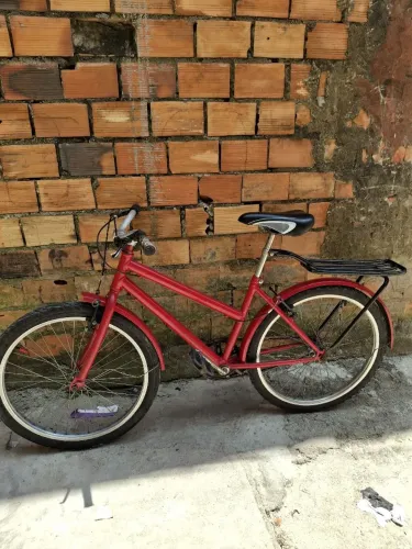  Bicicleta Urbana Vermelha Com Bagageiro!