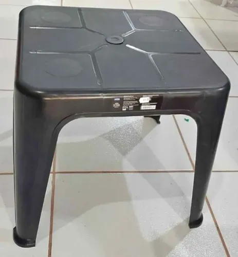 Mesa de Plástico Preta