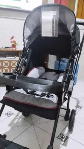 Vendo Carrinho de bebê 