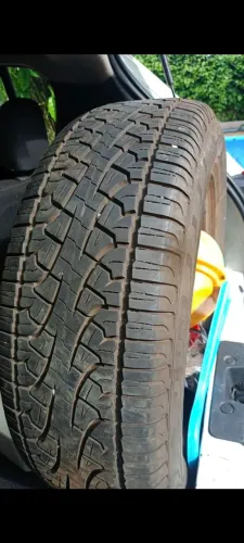 Pneu da Dodge RAM rampage seminovo