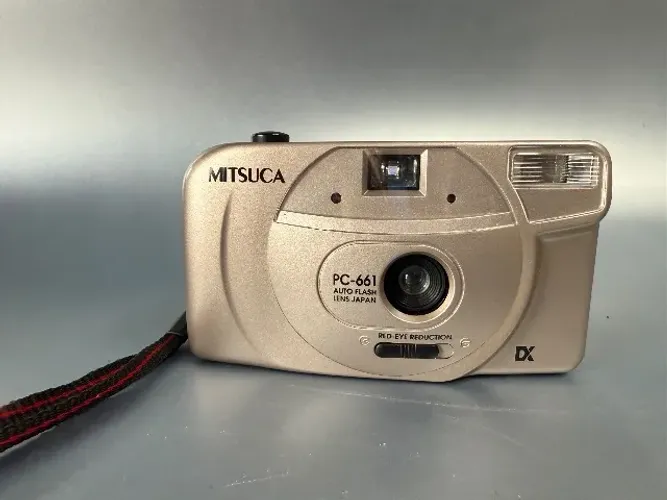 câmera e analógica de 35mm Mitsuca PC-661