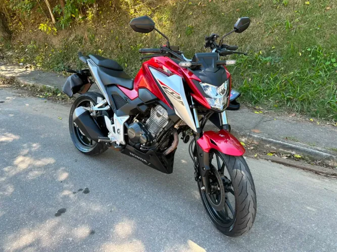 CB 300f 2026, aceito oferta !