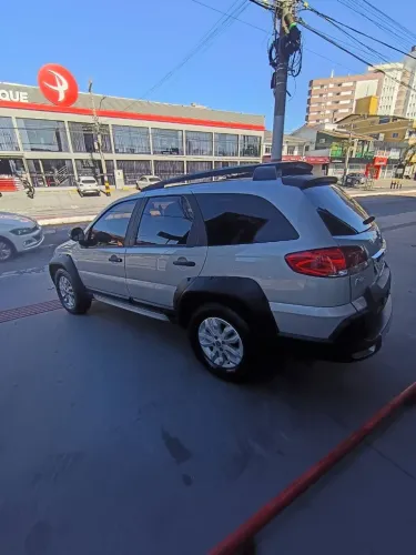 Fiat Palio Weekend Adventure Locker 1.8 Flex 2014