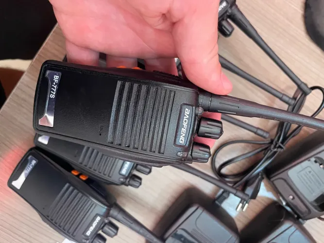 Rádio comunicador - Walkie Talkie