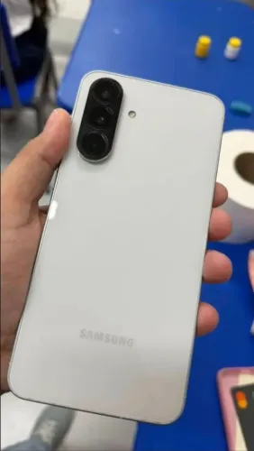 Samsung A56 de 256 Gb novinho 