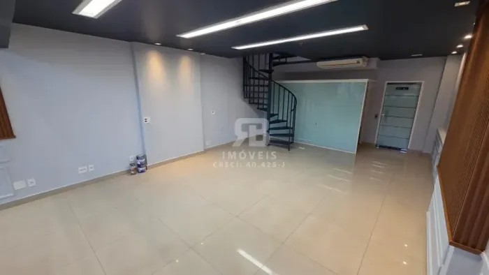 Excelente oportunidade Sala