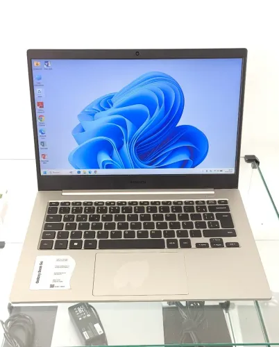 Notebook Samsung Galaxy Book - Snapdragon 7c - RAM 4GB - SSD 128GB - Tela 14 Full HD