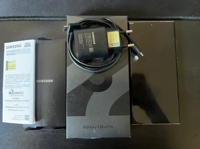 Galaxy S22 Ultra Vinho (descrição)