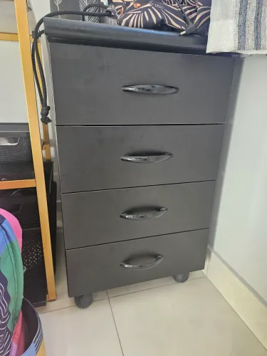 Gaveteiro de metal, 4 gavetas