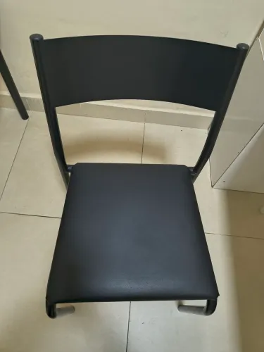 Cadeira preta ToK Stok