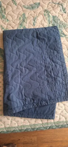 Capa de travesseiro 100% algodão na cor azul marinho