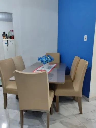 Mesa de jantar retangular 