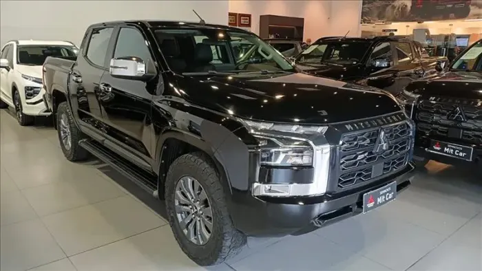 Mitsubishi TRITON HPE 2.4 CD 4X4 TB Diesel Aut. 2026