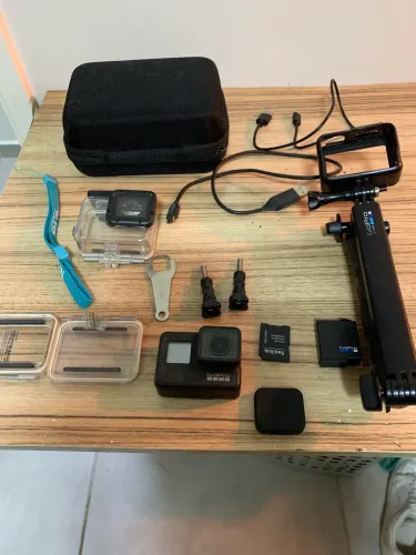 GoPro Hero 7 Black - Kit Completo