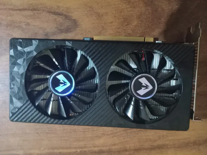 Placa de Vídeo RX 580 8GB - COM DEFEITO (aceito ofertas)