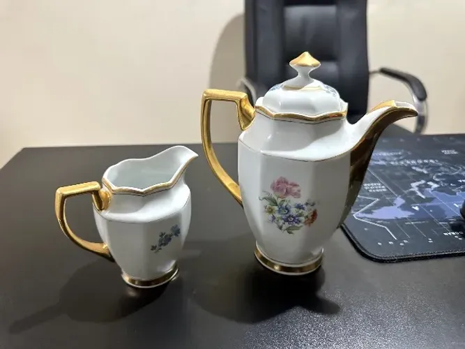 Kit 2 Jarras de porcelana