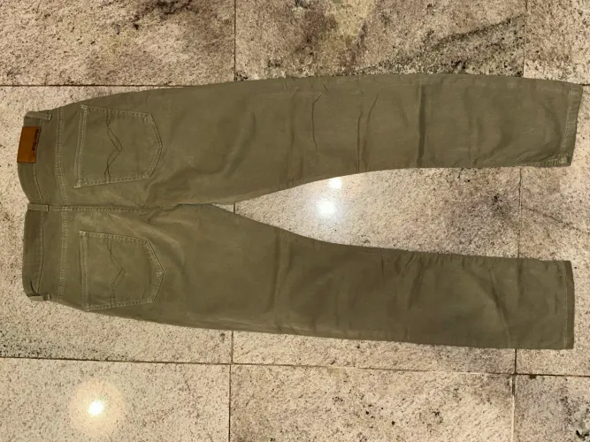 calça jeans cargo verde musgo infantil tamanho P masculina