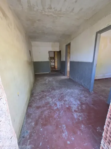 CASA EM PEDRA DE GUARATIBA, BARROS DE ALARCAO, ACEITO 60 DE ENTRADA