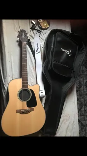 Vendo violão takamine gd12 e acessórios!! Novíssimo!!