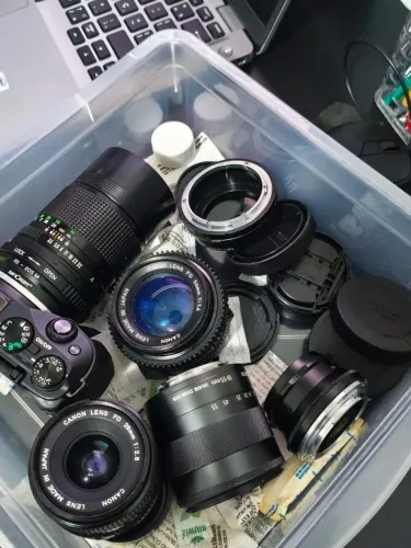 Kit Canon EOS M3 (<9k clicks) + 4 Lentes (FD e 7artisans) + Brindes