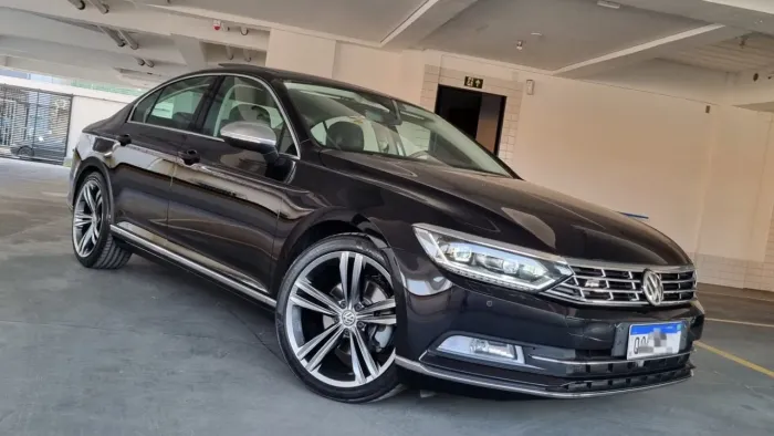 Volkswagen Passat Highline 2.0 TSI 220cv Tip. 2018