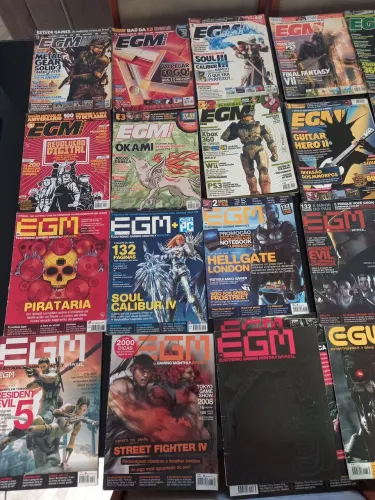 Lote de revista EGM e EGW com 30 edições 