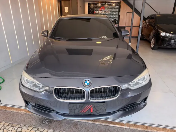 BMW 316I 1.6 TB 16V 136cv 4P 2014