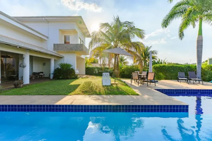 Condomínio Ouro 1 Vermelho 5 suítes Lazer piscina alto padrão jardim botânico