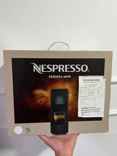 Nespresso Essenza Mini - Perfeito Estado