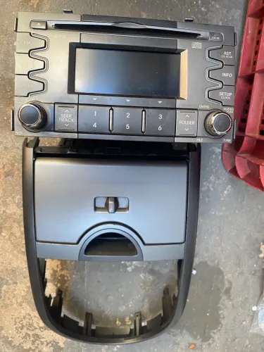 Rádio original Toyota com moldura