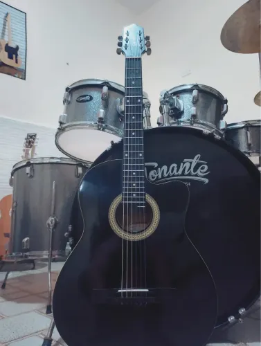 Violão Giannini semi-flat ótimo estado