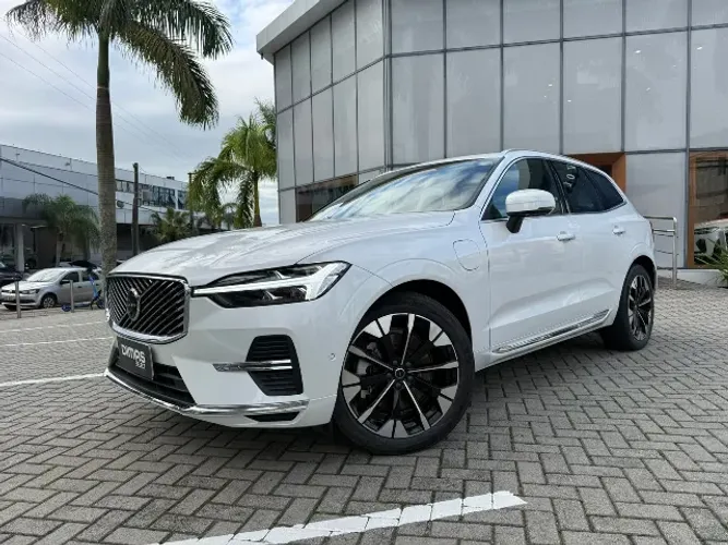 Volvo XC-60 T-8 Ultra 2.0 AWD (híbrido) 2026
